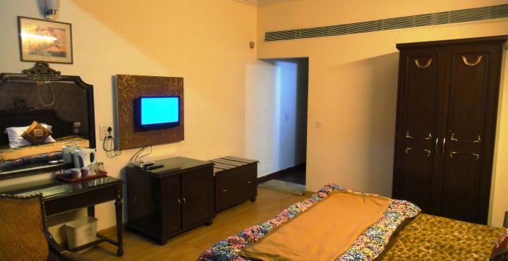 Hotel Hallmark Regency Лудхіяна Екстер'єр фото